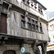 Dinan - maison ancienne